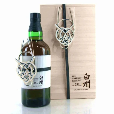 Hakushu 25 Year Old bottle in its original distillery-exclusive gift box