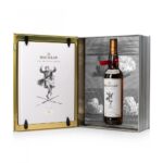 Macallan Folio 6 in its luxury black gift box with embossed gold calligraphy, travel retail exclusive